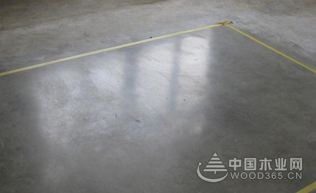 水泥地面起砂怎么办？
