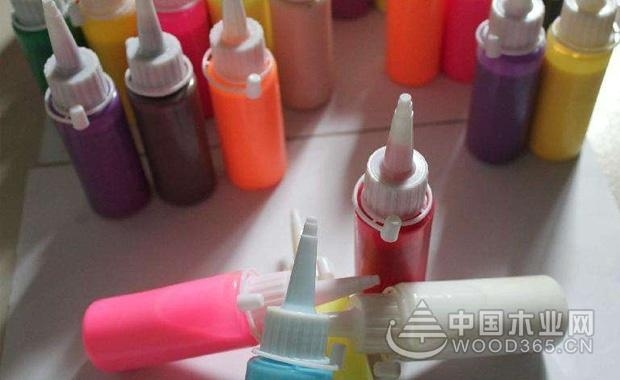 丙烯颜料用什么稀释以及优缺点介绍