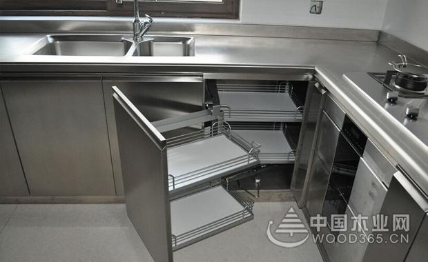 不锈钢台面价格是多少，不锈钢台面选购和保养方法介绍